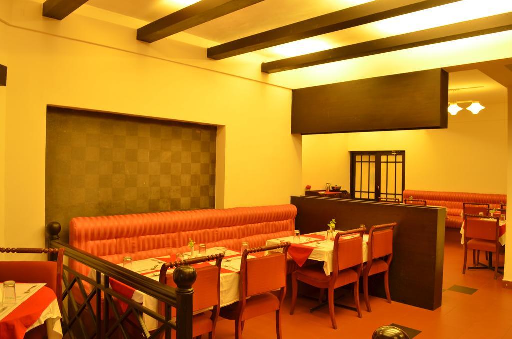 Hotel Royal Retreat Munnar Exterior foto